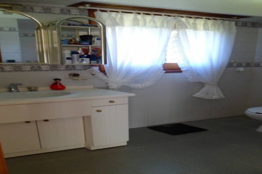 Santa Teresita,Buenos Aires,Argentina,3 Bedrooms Bedrooms,2 BathroomsBathrooms,Casas,MENDOZA,8124