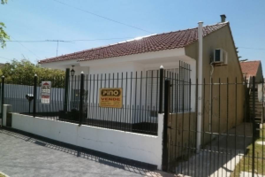 Santa Teresita,Buenos Aires,Argentina,2 Bedrooms Bedrooms,1 BañoBathrooms,Casas,7,8125