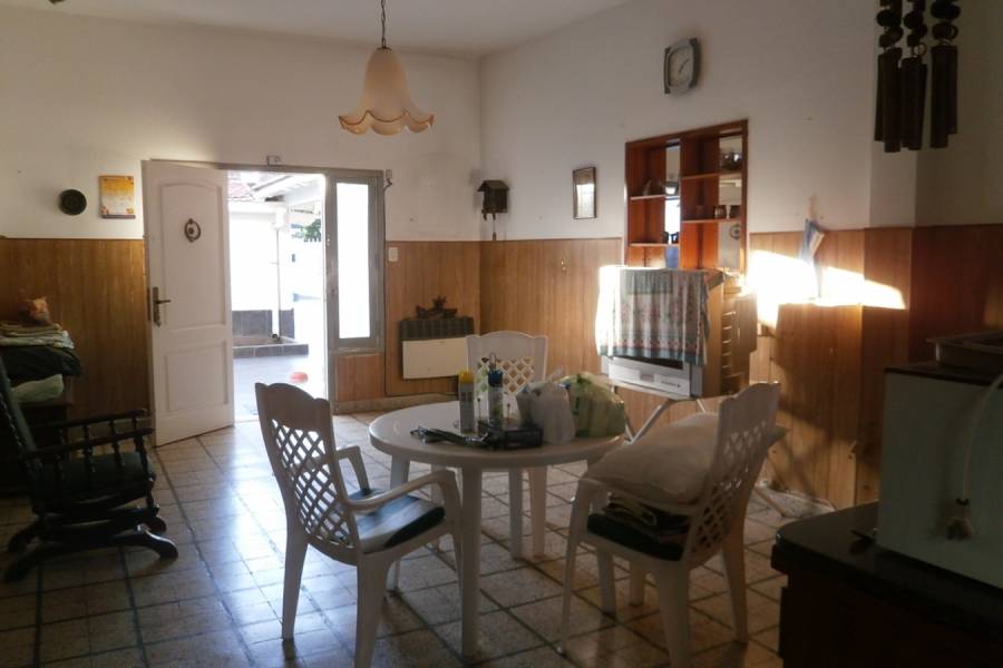 Santa Teresita,Buenos Aires,Argentina,2 Bedrooms Bedrooms,1 BañoBathrooms,Casas,7,8125