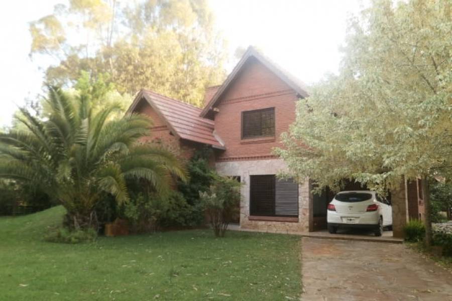Santa Teresita,Buenos Aires,Argentina,3 Bedrooms Bedrooms,3 BathroomsBathrooms,Casas,URQUIZA,8127