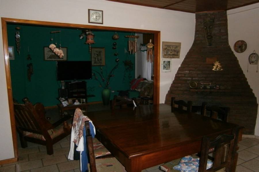 Santa Teresita,Buenos Aires,Argentina,2 Bedrooms Bedrooms,1 BañoBathrooms,Casas,13,8134