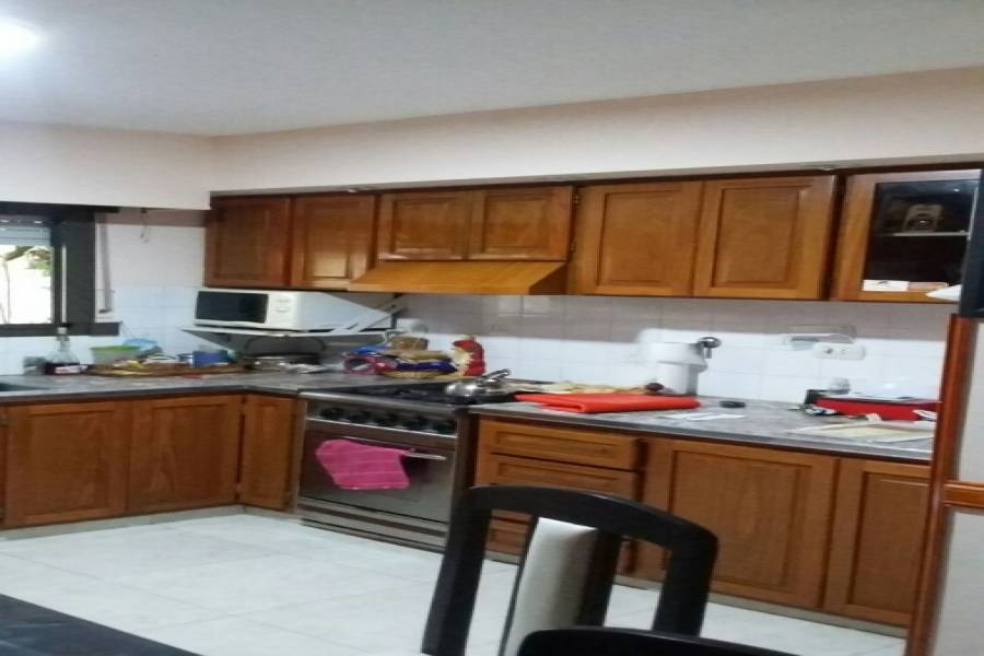 Santa Teresita,Buenos Aires,Argentina,3 Bedrooms Bedrooms,3 BathroomsBathrooms,Casas,5,8144