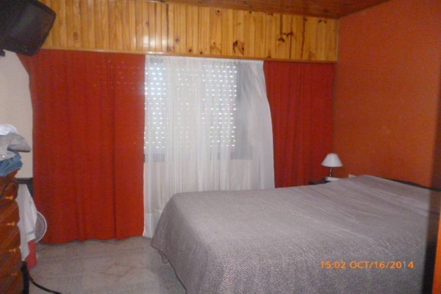 Santa Teresita,Buenos Aires,Argentina,3 Bedrooms Bedrooms,3 BathroomsBathrooms,Casas,5,8144