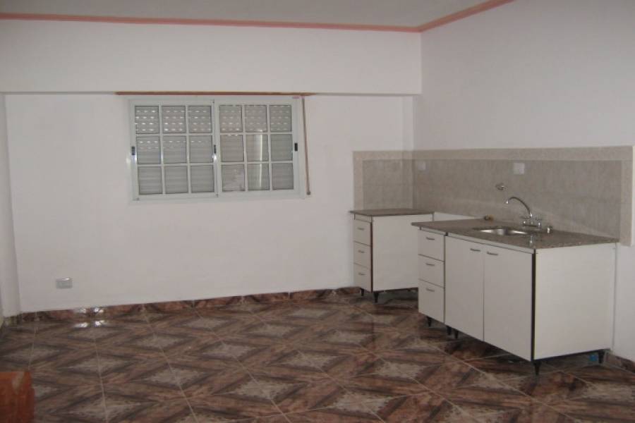 Santa Teresita,Buenos Aires,Argentina,2 Bedrooms Bedrooms,2 BathroomsBathrooms,Casas,30,8154