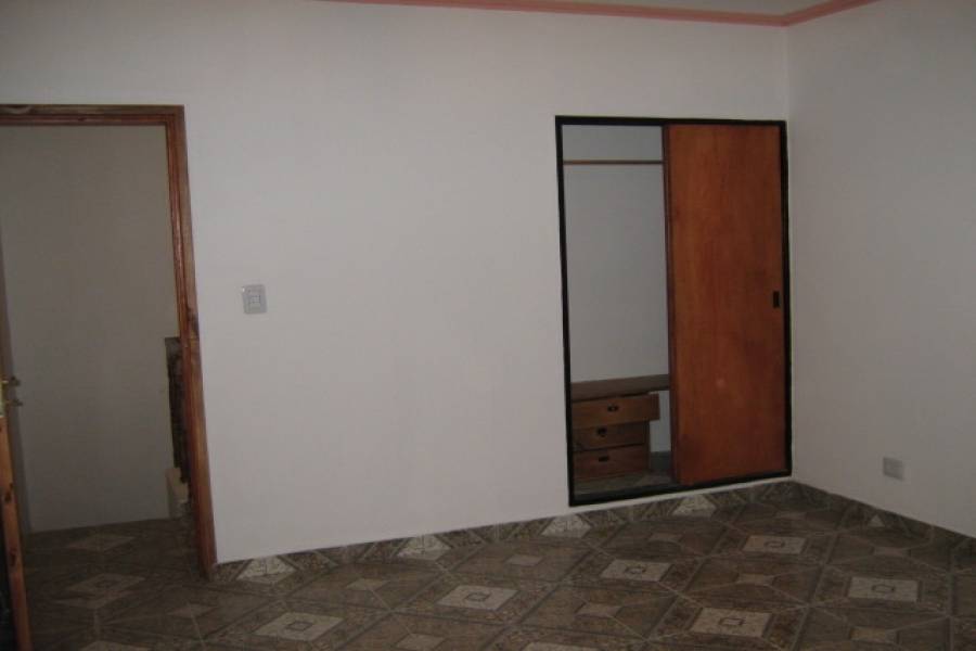 Santa Teresita,Buenos Aires,Argentina,2 Bedrooms Bedrooms,2 BathroomsBathrooms,Casas,30,8154