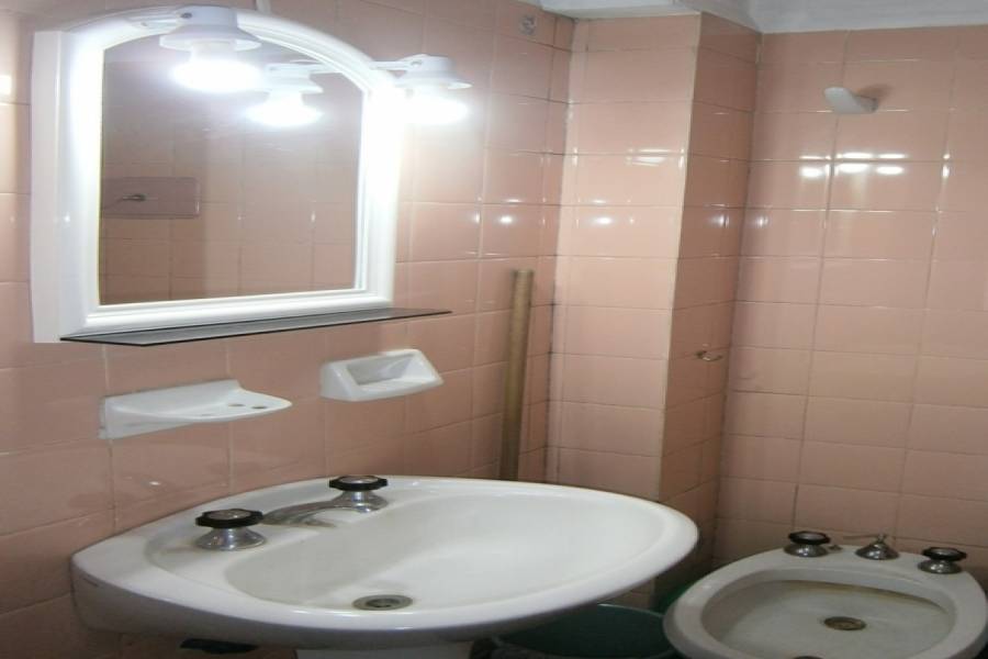 Santa Teresita,Buenos Aires,Argentina,2 Bedrooms Bedrooms,1 BañoBathrooms,Apartamentos,3,8180