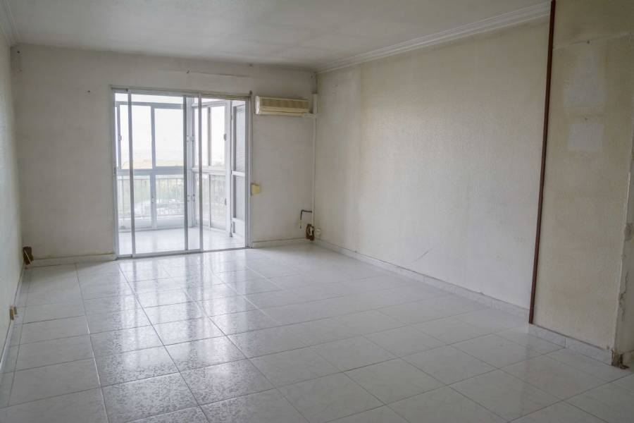 Alicante,Alicante,España,2 Bedrooms Bedrooms,1 BañoBathrooms,Apartamentos,Avenida Denia,1,8191