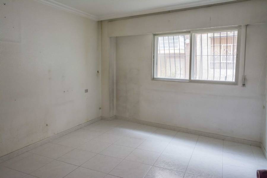 Alicante,Alicante,España,2 Bedrooms Bedrooms,1 BañoBathrooms,Apartamentos,Avenida Denia,1,8191