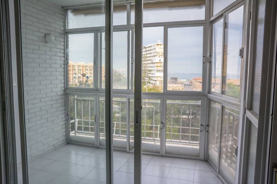 Alicante,Alicante,España,2 Bedrooms Bedrooms,1 BañoBathrooms,Apartamentos,Avenida Denia,1,8191