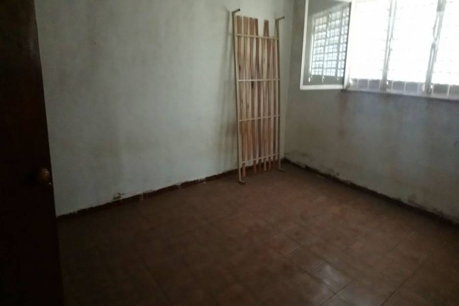 Mayu Sumaj,Córdoba,Argentina,Locales,Ruta nac 14 y Av Las Moras,8199