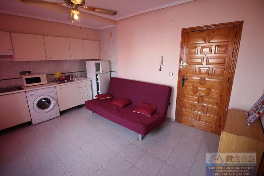 Torrevieja,Alicante,España,1 BañoBathrooms,Pisos,8237