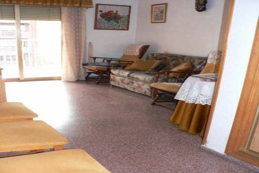 Alicante,Alicante,España,4 Bedrooms Bedrooms,2 BathroomsBathrooms,Pisos,8265