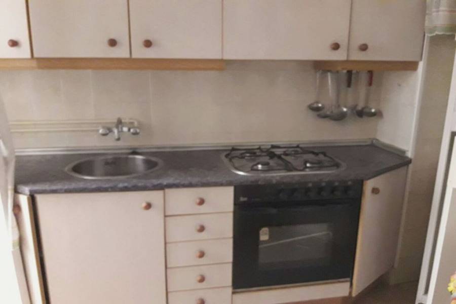 Alicante,Alicante,España,3 Bedrooms Bedrooms,1 BañoBathrooms,Pisos,8613