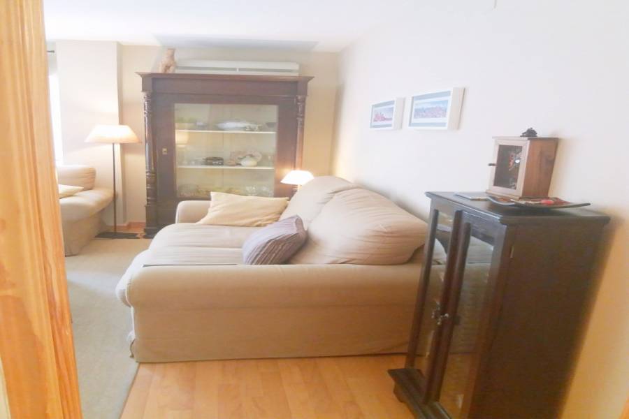 Alicante,Alicante,España,2 Bedrooms Bedrooms,2 BathroomsBathrooms,Pisos,8614