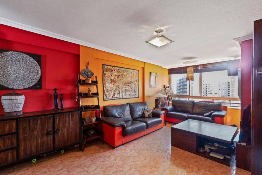 Alicante,Alicante,España,4 Bedrooms Bedrooms,2 BathroomsBathrooms,Pisos,8618