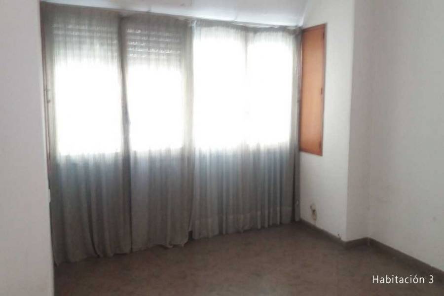Alicante,Alicante,España,5 Bedrooms Bedrooms,2 BathroomsBathrooms,Pisos,9004