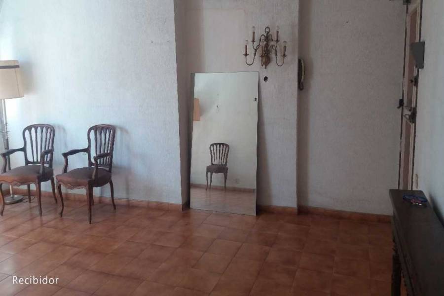 Alicante,Alicante,España,5 Bedrooms Bedrooms,2 BathroomsBathrooms,Pisos,9004