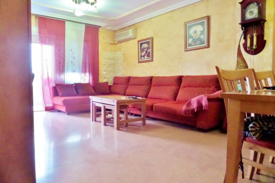 Mutxamel,Alicante,España,4 Bedrooms Bedrooms,2 BathroomsBathrooms,Pisos,9015