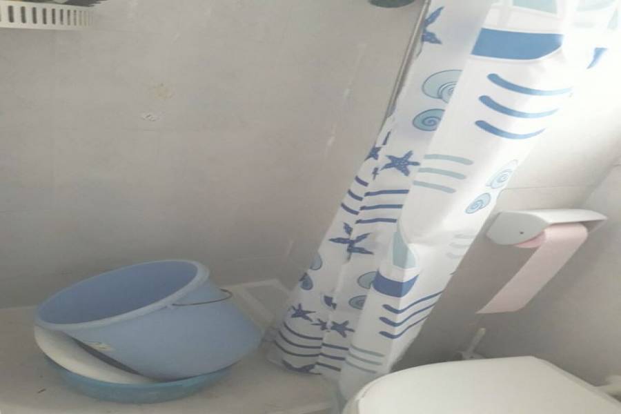 Alicante,Alicante,España,3 Bedrooms Bedrooms,1 BañoBathrooms,Pisos,9195