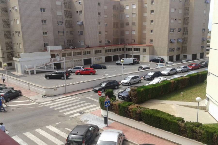 Santa Pola,Alicante,España,3 Bedrooms Bedrooms,2 BathroomsBathrooms,Pisos,9201