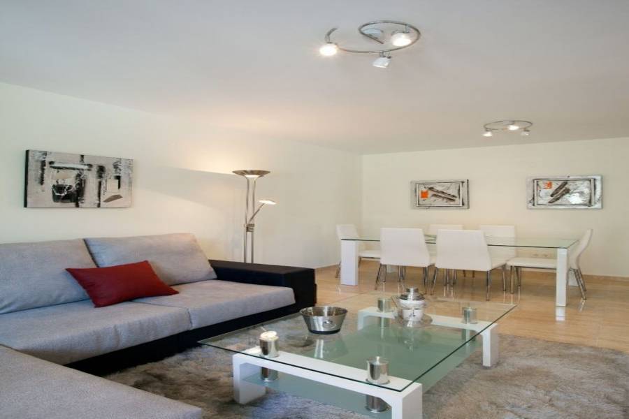 Alicante,Alicante,España,3 Bedrooms Bedrooms,2 BathroomsBathrooms,Pisos,9234