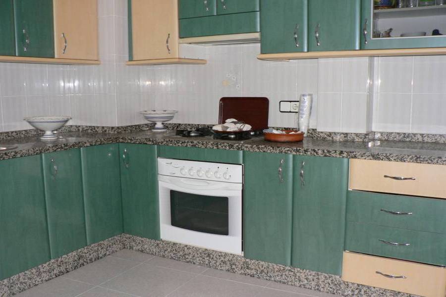 Alicante,Alicante,España,4 Bedrooms Bedrooms,1 BañoBathrooms,Pisos,9237