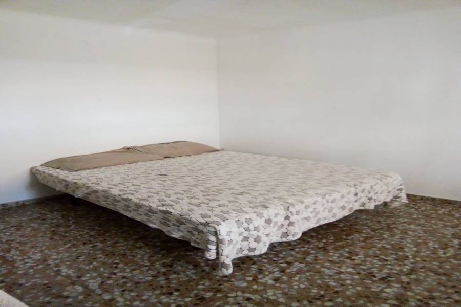 Alicante,Alicante,España,3 Bedrooms Bedrooms,1 BañoBathrooms,Pisos,9393