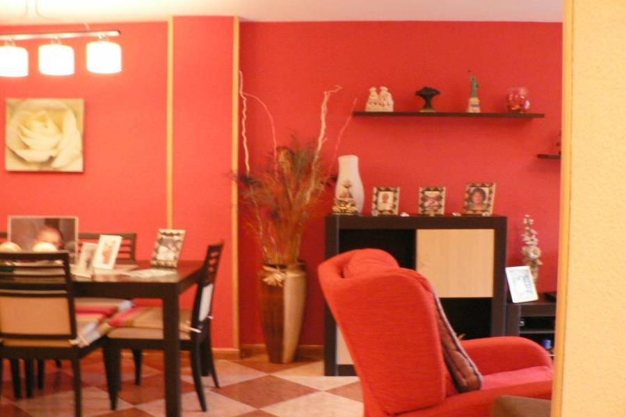 Alicante,Alicante,España,3 Bedrooms Bedrooms,1 BañoBathrooms,Pisos,9411