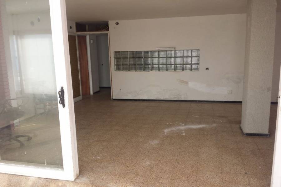 Alicante,Alicante,España,2 Bedrooms Bedrooms,1 BañoBathrooms,Pisos,9418