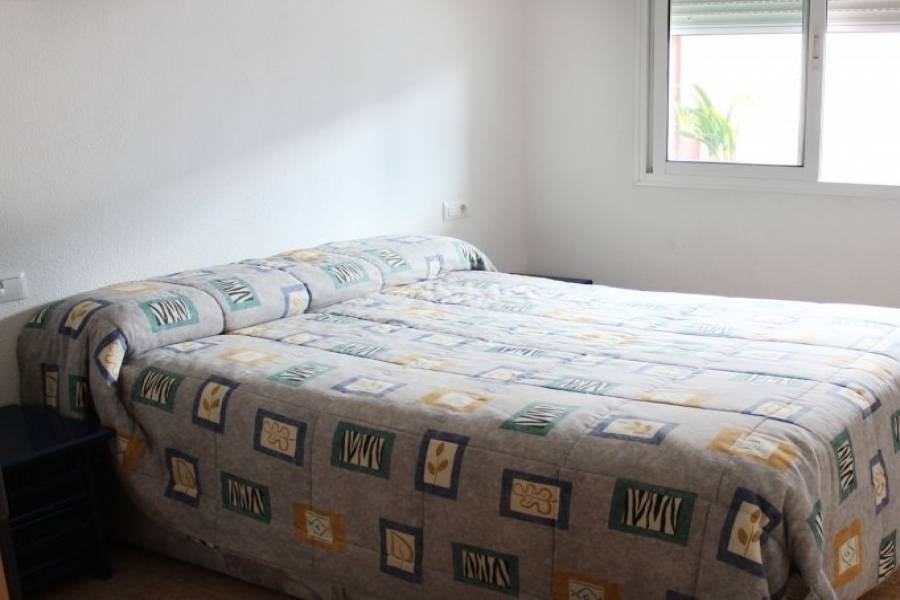 Dénia,Alicante,España,3 Bedrooms Bedrooms,2 BathroomsBathrooms,Pisos,9472