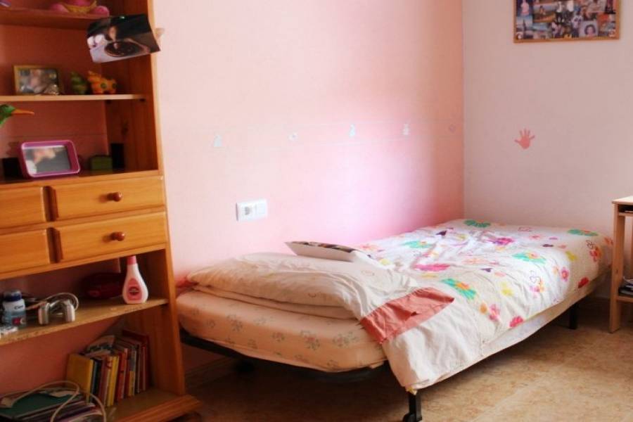 Dénia,Alicante,España,3 Bedrooms Bedrooms,2 BathroomsBathrooms,Pisos,9472