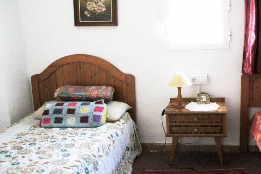 Dénia,Alicante,España,5 Bedrooms Bedrooms,2 BathroomsBathrooms,Pisos,9474
