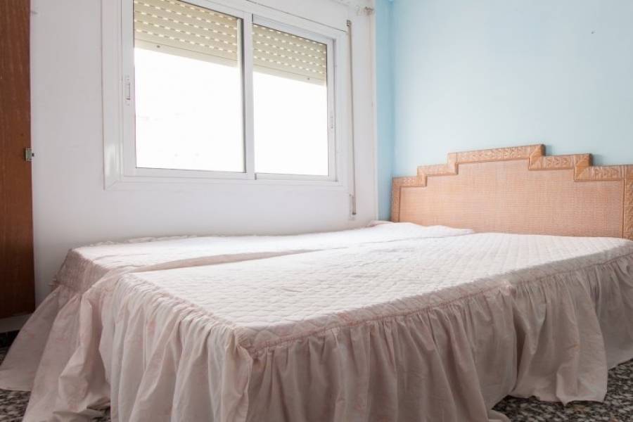 Dénia,Alicante,España,4 Bedrooms Bedrooms,1 BañoBathrooms,Pisos,9481
