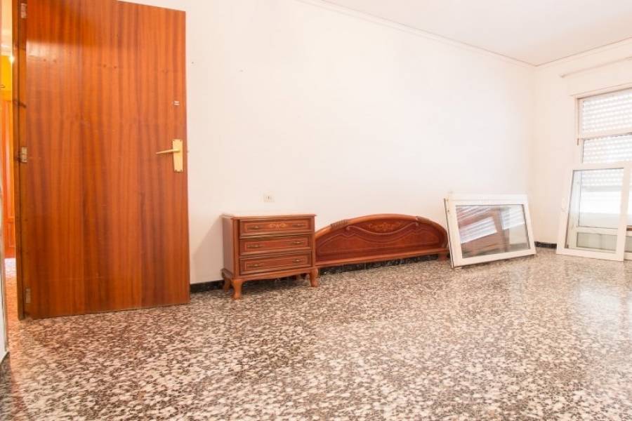 Dénia,Alicante,España,4 Bedrooms Bedrooms,1 BañoBathrooms,Pisos,9481