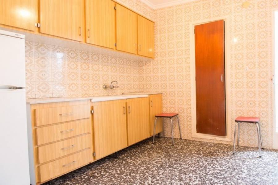 Dénia,Alicante,España,4 Bedrooms Bedrooms,1 BañoBathrooms,Pisos,9481