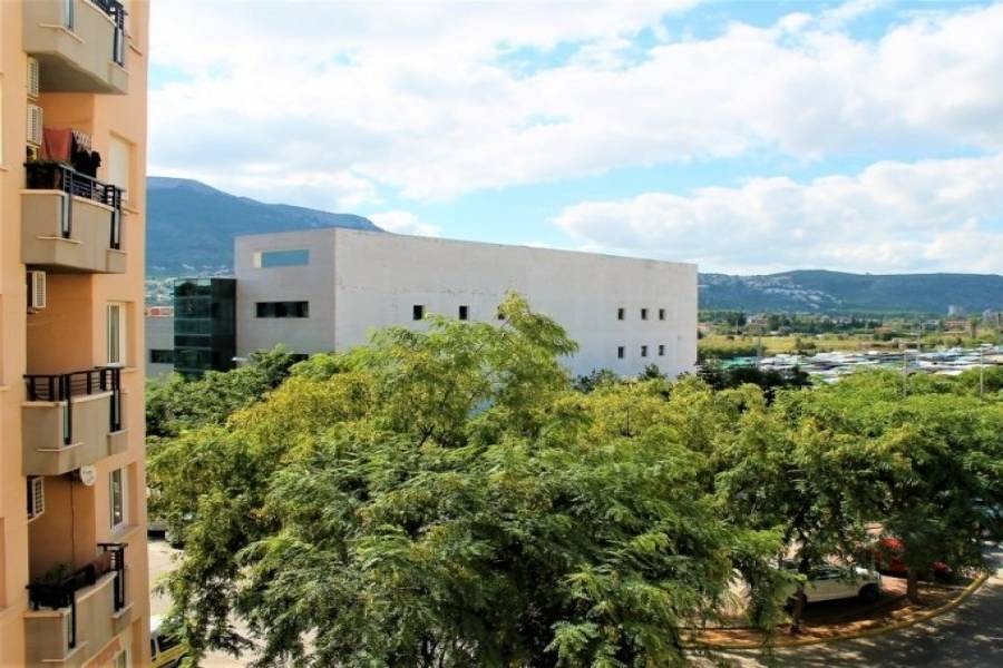 Dénia,Alicante,España,3 Bedrooms Bedrooms,1 BañoBathrooms,Pisos,9486