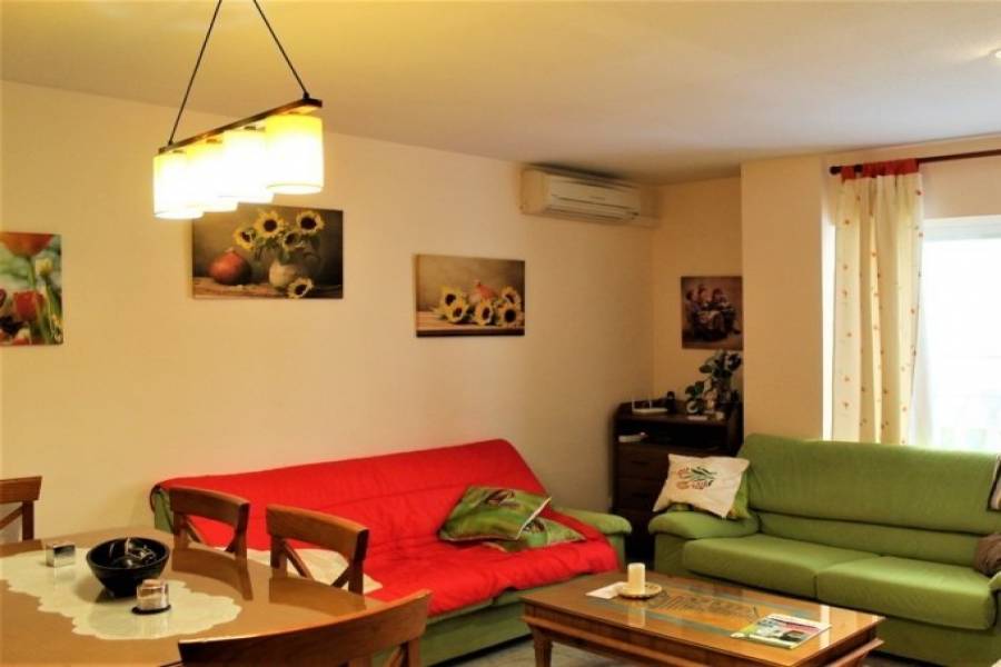 Dénia,Alicante,España,4 Bedrooms Bedrooms,2 BathroomsBathrooms,Pisos,9487