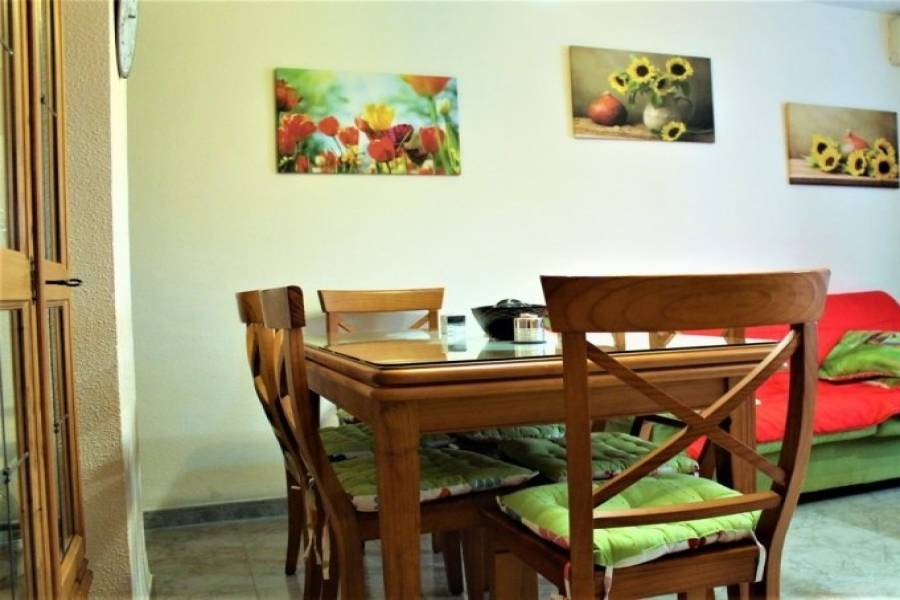 Dénia,Alicante,España,4 Bedrooms Bedrooms,2 BathroomsBathrooms,Pisos,9487