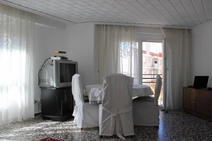 Dénia,Alicante,España,3 Bedrooms Bedrooms,1 BañoBathrooms,Pisos,9489
