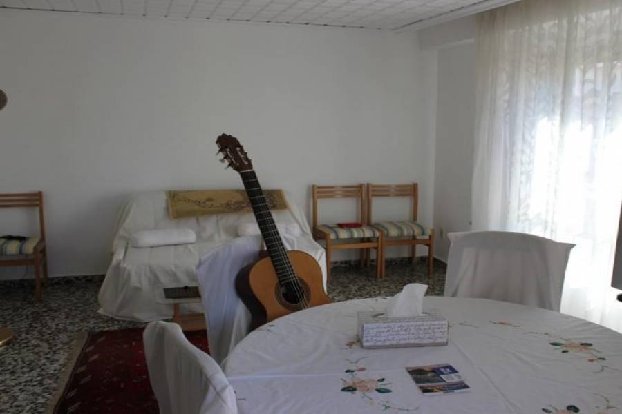 Dénia,Alicante,España,3 Bedrooms Bedrooms,1 BañoBathrooms,Pisos,9489