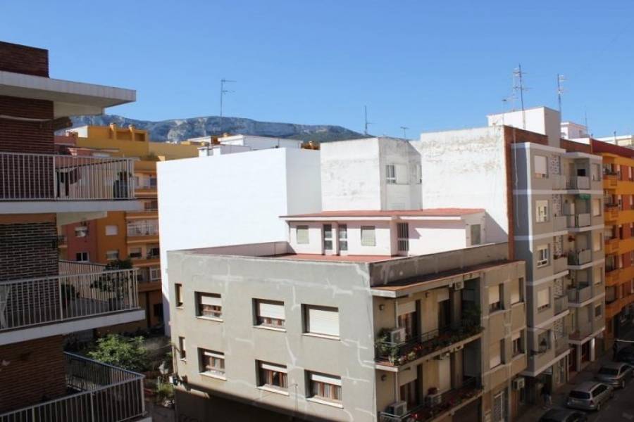 Dénia,Alicante,España,3 Bedrooms Bedrooms,1 BañoBathrooms,Pisos,9489