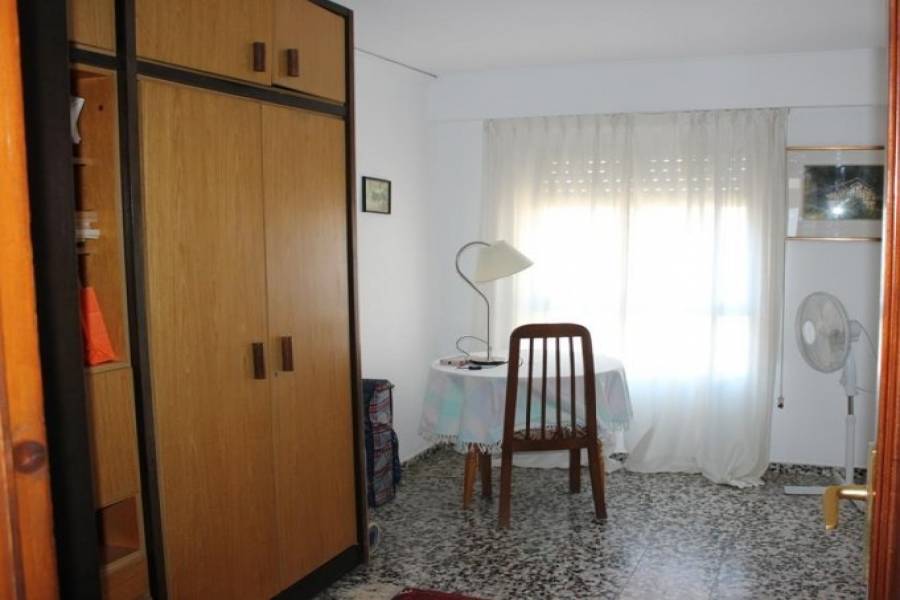 Dénia,Alicante,España,3 Bedrooms Bedrooms,1 BañoBathrooms,Pisos,9489