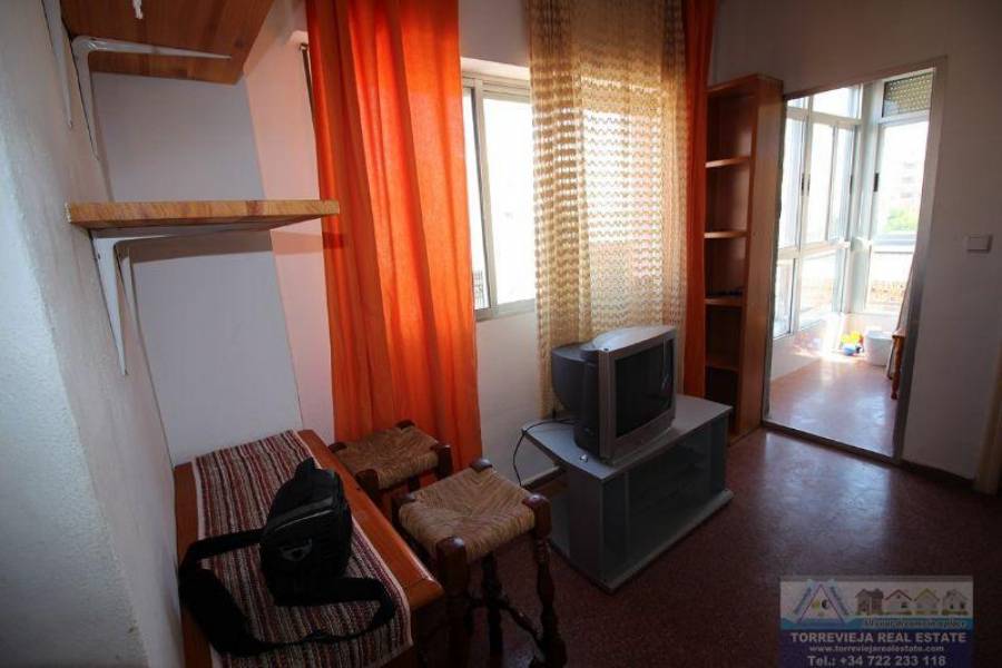 Torrevieja,Alicante,España,1 BañoBathrooms,Pisos,9493