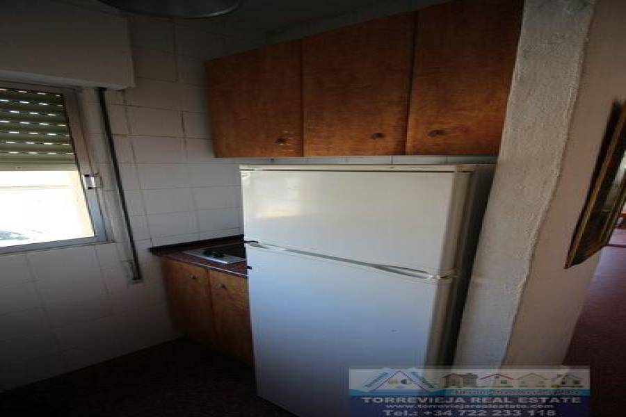 Torrevieja,Alicante,España,1 BañoBathrooms,Pisos,9493